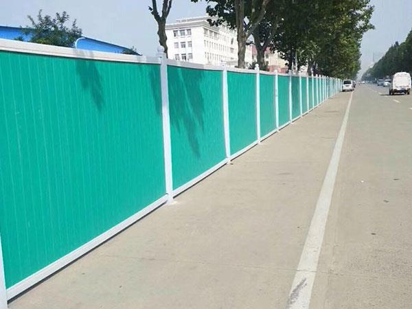 PVC圍擋現(xiàn)場安裝